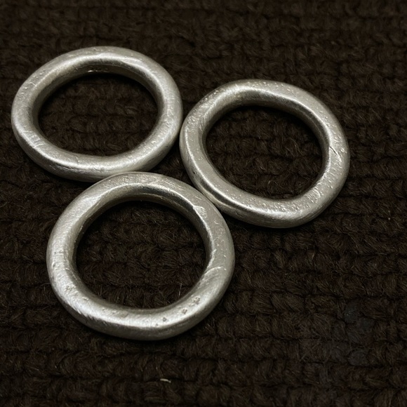 Chunky handmade set of 3 sterling silver rings - Picture 5 of 16